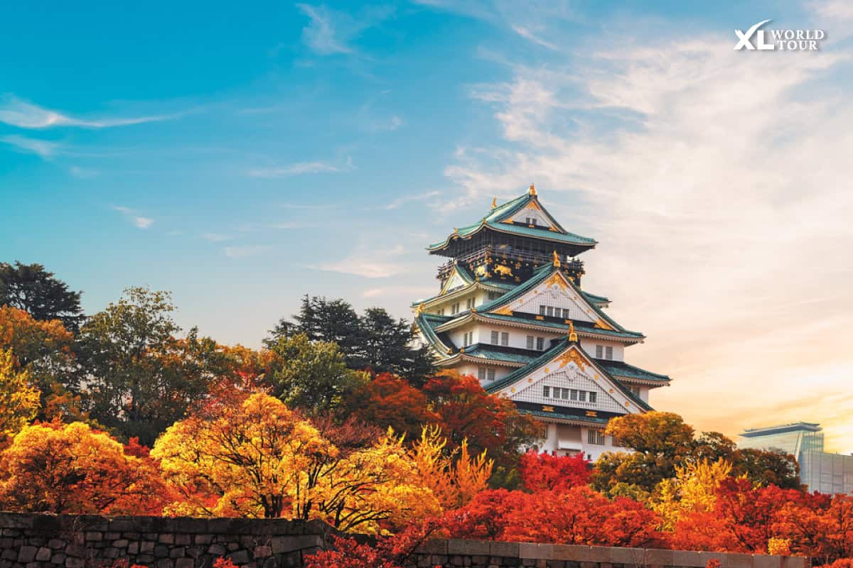 ปราสาทโอซาก้า (Osaka Castle)