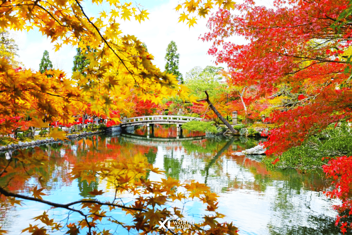 วัดเอคันโด (永観堂 : Eikan-dō) หรือชื่อทางการว่า วัดเอคันโด เซ็นรินจิ (永観堂禅林寺 : Eikan-dō Zenrin-ji)