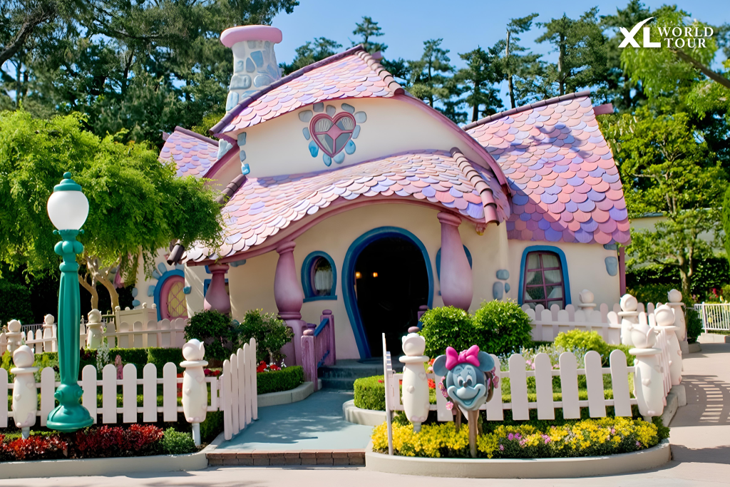 Minnie's House