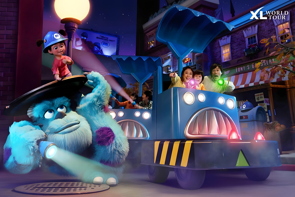 Monsters, Inc. Ride & Go Seek! 