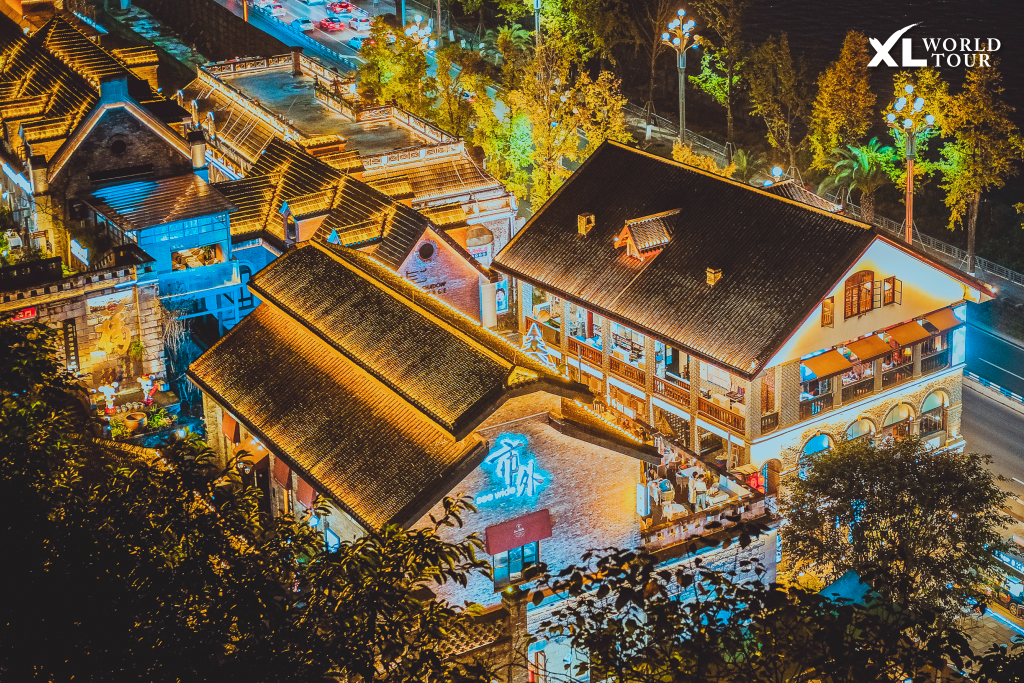 ถนนคนเดินหลงเหมินห่าว (Longmenhao Old Street 龙门浩老街) 