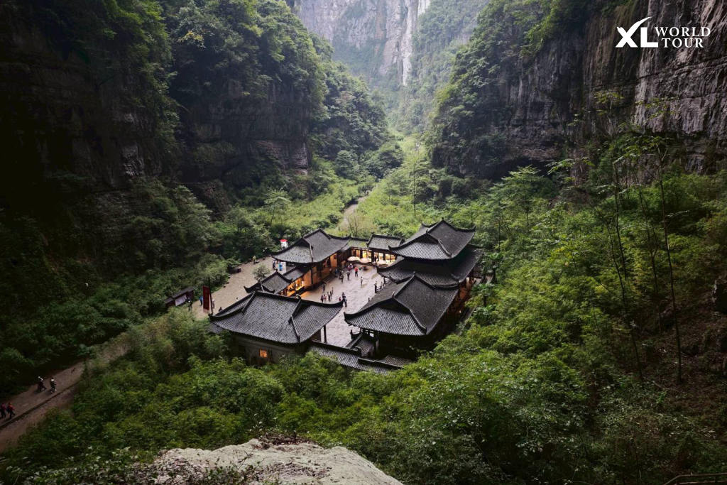 อุทยานแห่งชาติหลุมฟ้า 3 สะพานสวรรค์ (Wulong Karst National Geology Park)