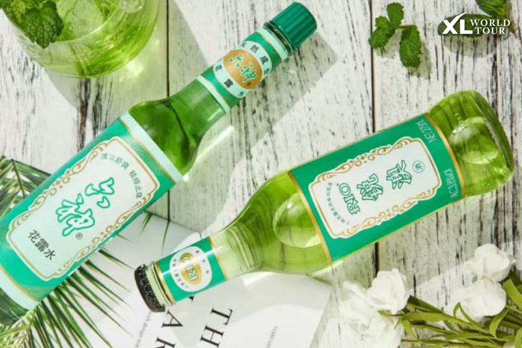 16 ของฝากจากจีน ยอดฮิต อัปเดตล่าสุด! ครบจบทั้งของกินและเครื่องรางสายมู : น้ำอบหกเทพ "Liushen" (Six God Florida Water)