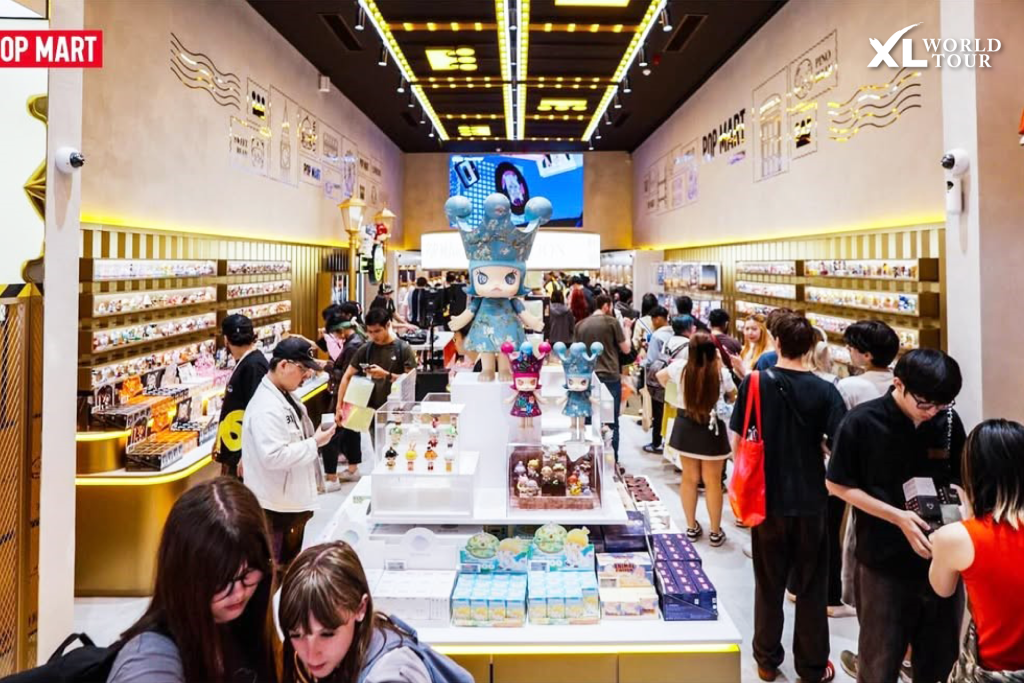 Pop Mart Oxford Street (ลอนดอน, สหราชอาณาจักร)