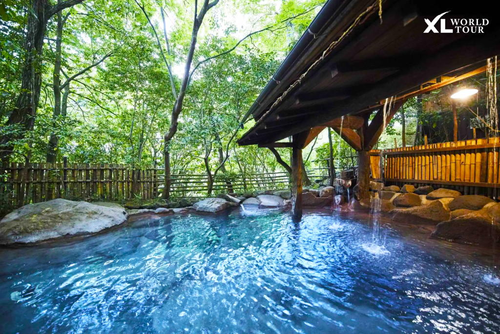 คุโรกาวะ ออนเซ็น (Kurokawa Onsen) – จังหวัดคุมาโมโตะ