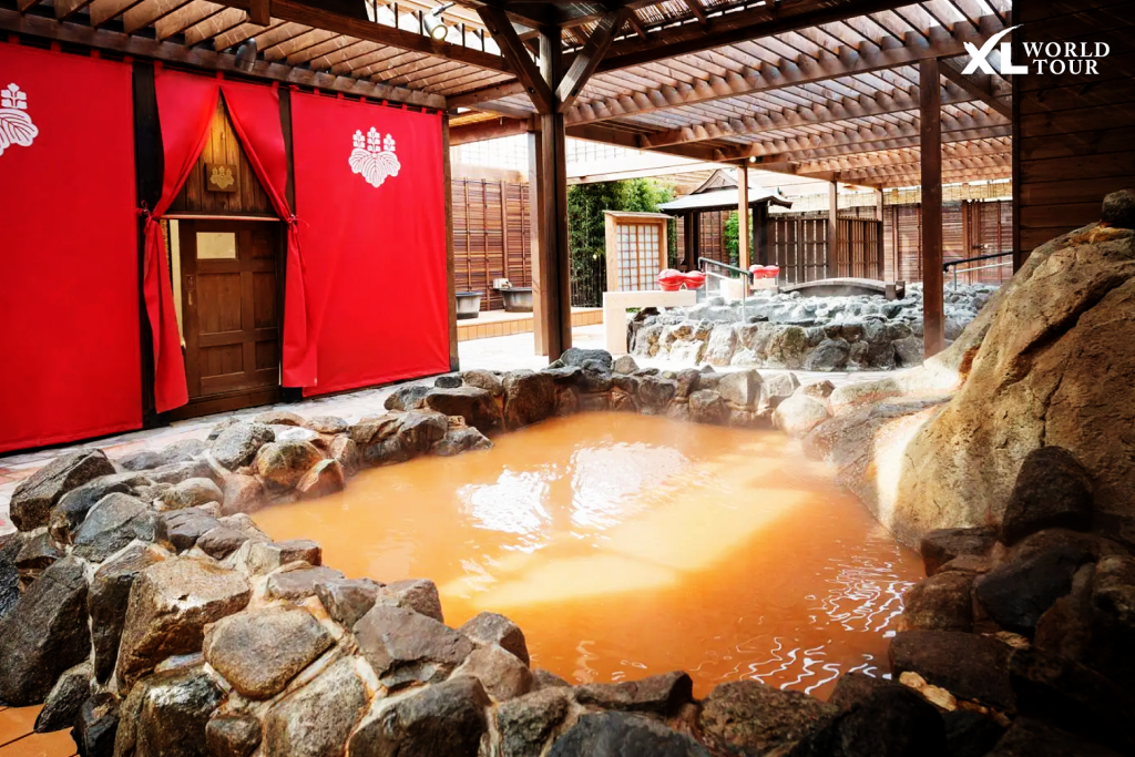 อาริมะ ออนเซ็น (Arima Onsen) – จังหวัดเฮียวโงะ