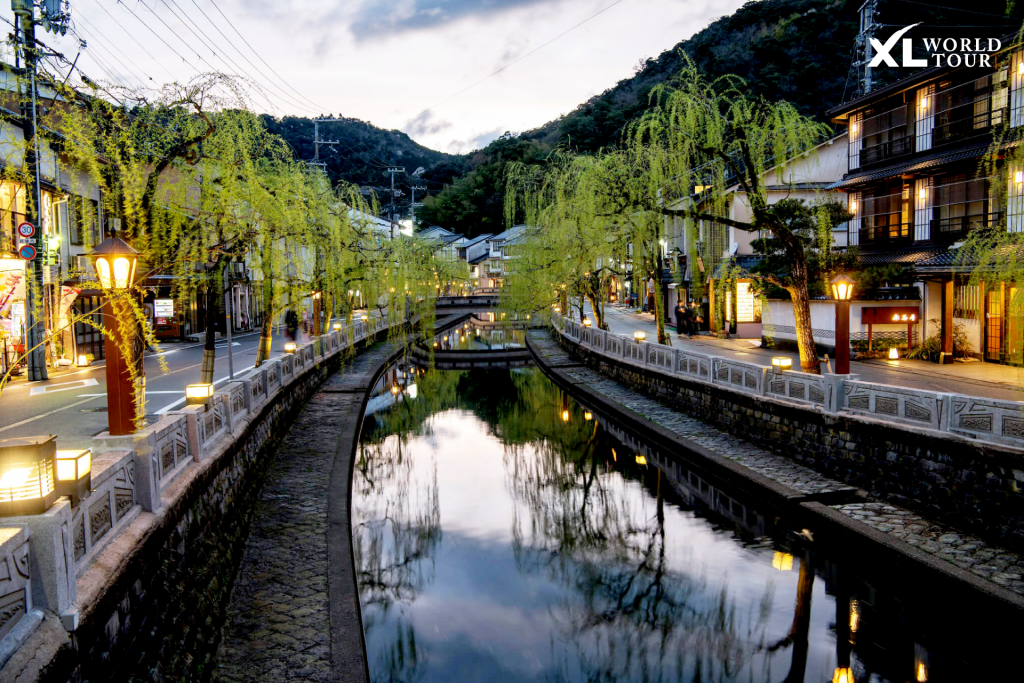 คิโนซากิ ออนเซ็น (Kinosaki Onsen) – จังหวัดเฮียวโงะ
