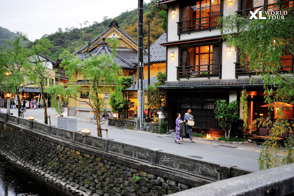 คิโนซากิ ออนเซ็น (Kinosaki Onsen) – จังหวัดเฮียวโงะ